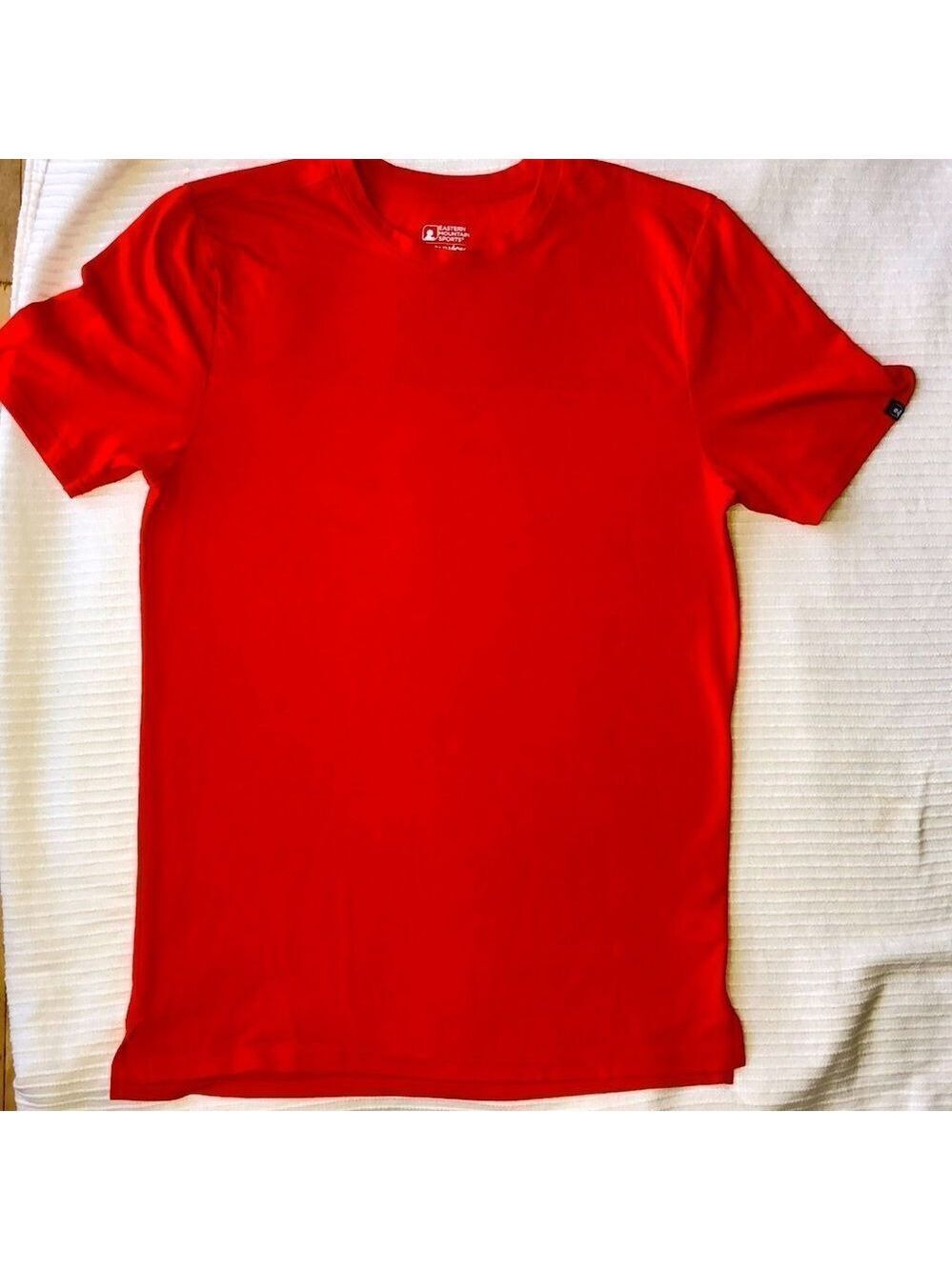 NWOT Men's Small EMS SS Techwick Performance T-Shirt